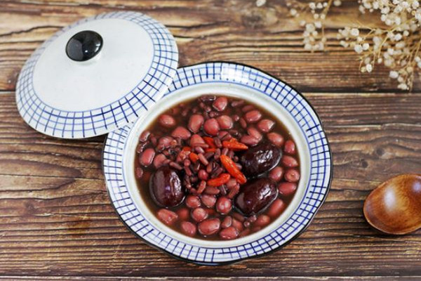 五紅湯可以隔夜喝嗎 五紅湯喝熱的還是涼的 五紅湯可以隔夜喝嗎 五紅湯喝熱的還是涼的