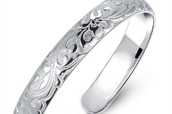 純銀手鐲多少錢一克 純銀手鐲買999還是925好 純銀手鐲多少錢一克 純銀手鐲買999還是925好