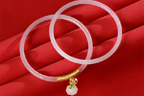 叮當鐲容易碎么 叮當鐲佩戴禁忌 叮當鐲容易碎么 叮當鐲佩戴禁忌