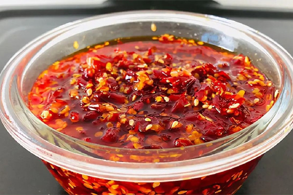 辣椒醬要腌制多長(zhǎng)時(shí)間才好吃 辣椒醬放冰箱還是外面 辣椒醬要腌制多長(zhǎng)時(shí)間才好吃 辣椒醬放冰箱還是外面