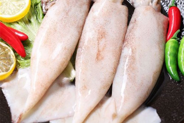新鮮魷魚(yú)要不要焯水 新鮮魷魚(yú)焯水幾分鐘 新鮮魷魚(yú)要不要焯水 新鮮魷魚(yú)焯水幾分鐘