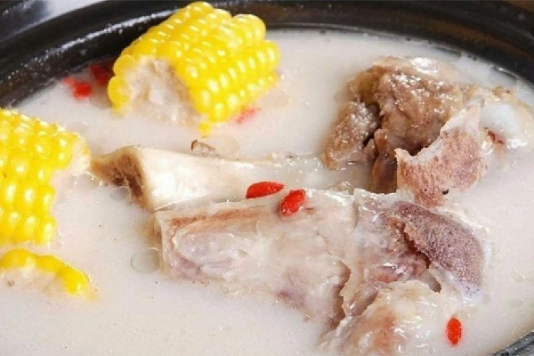 骨頭湯到底能不能補(bǔ)鈣 骨頭湯有營養(yǎng)嗎 骨頭湯到底能不能補(bǔ)鈣 骨頭湯有營養(yǎng)嗎