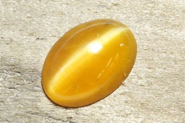 貓眼石真假怎么辨別 貓眼石天然和人工的區(qū)別 貓眼石真假怎么辨別 貓眼石天然和人工的區(qū)別