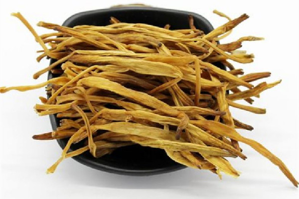 干黃花菜有霉點(diǎn)能吃嗎 干黃花菜發(fā)霉怎么處理 干黃花菜有霉點(diǎn)能吃嗎 干黃花菜發(fā)霉怎么處理