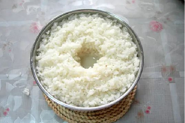 醪糟要煮多久才能吃 醪糟煮開了還有酒精嗎 醪糟要煮多久才能吃 醪糟煮開了還有酒精嗎