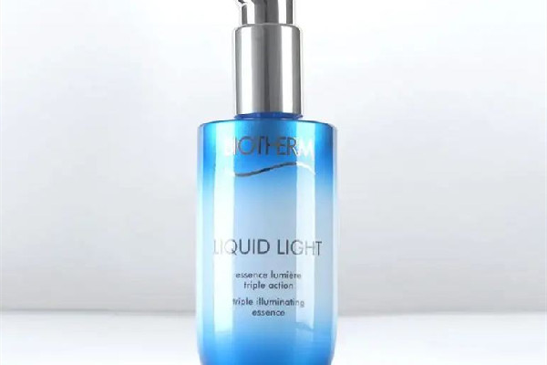 精華乳有保濕作用嗎 精華乳可以直接涂在臉上嗎 精華乳有保濕作用嗎 精華乳可以直接涂在臉上嗎