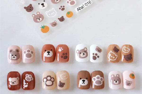 美甲貼紙對指甲有害嗎 美甲貼紙是什么材質 美甲貼紙對指甲有害嗎 美甲貼紙是什么材質