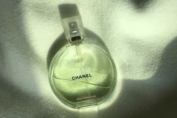 香奈兒邂逅香水可以放多久 香奈兒邂逅香水要避光保存嗎 香奈兒邂逅香水可以放多久 香奈兒邂逅香水要避光保存嗎