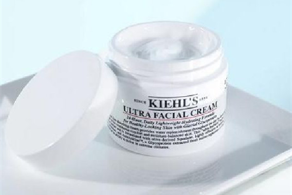 科顏氏高保濕面霜對(duì)皮膚的修復(fù)屏障好嗎 科顏氏高保濕面霜可以當(dāng)晚霜用嗎