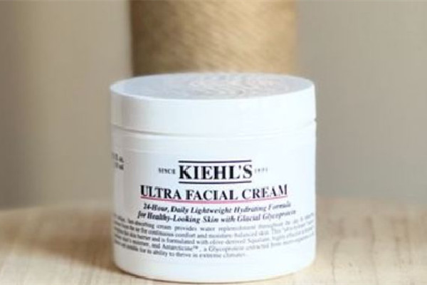 科顏氏高保濕面霜對(duì)皮膚的修復(fù)屏障好嗎 科顏氏高保濕面霜可以當(dāng)晚霜用嗎