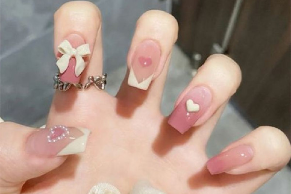 漸變美甲多少錢 漸變美甲和貓眼美甲哪個貴 漸變美甲多少錢 漸變美甲和貓眼美甲哪個貴