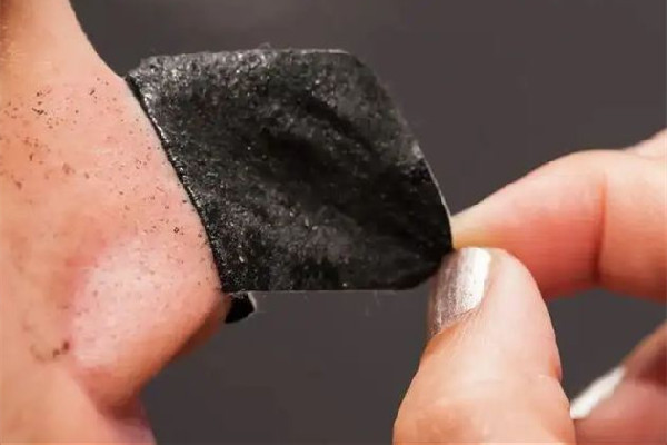 光谷思雨伊人美容養(yǎng)生店小氣泡去黑頭項(xiàng)目值得推薦嗎 小氣泡去黑頭幾次能干凈 光谷思雨伊人美容養(yǎng)生店小氣泡去黑頭項(xiàng)目值得推薦嗎 小氣泡去黑頭幾次能干凈