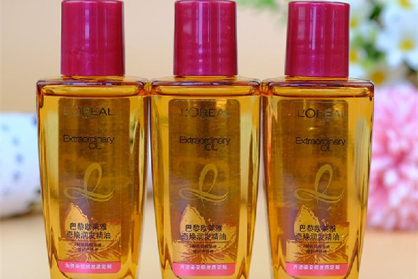 歐萊雅護(hù)發(fā)精油可以直接抹在頭發(fā)上嗎 歐萊雅護(hù)發(fā)精油的正確使用方法 歐萊雅護(hù)發(fā)精油可以直接抹在頭發(fā)上嗎 歐萊雅護(hù)發(fā)精油的正確使用方法