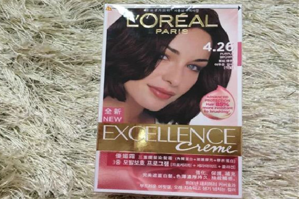 歐萊雅染發(fā)劑可以兩個顏色混合使用嗎 歐萊雅染發(fā)劑可以接觸頭皮嗎 歐萊雅染發(fā)劑可以兩個顏色混合使用嗎 歐萊雅染發(fā)劑可以接觸頭皮嗎