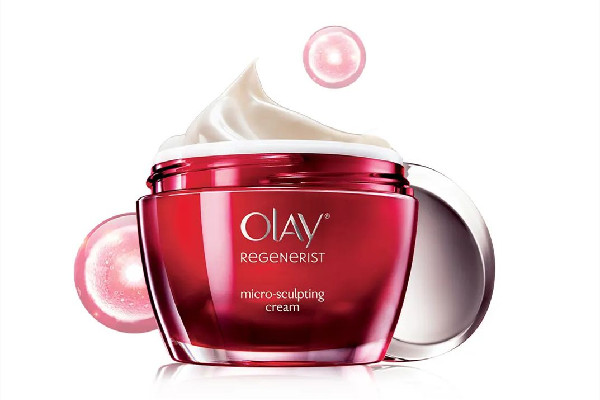 玉蘭油大紅瓶面霜有酒精嗎 玉蘭油大紅瓶面霜會(huì)不會(huì)很油 玉蘭油大紅瓶面霜有酒精嗎 玉蘭油大紅瓶面霜會(huì)不會(huì)很油