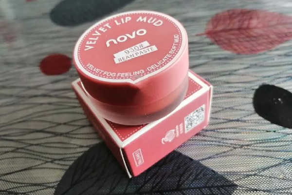 唇泥可以當(dāng)腮紅嗎 唇泥涂臉上會怎樣 唇泥可以當(dāng)腮紅嗎 唇泥涂臉上會怎樣