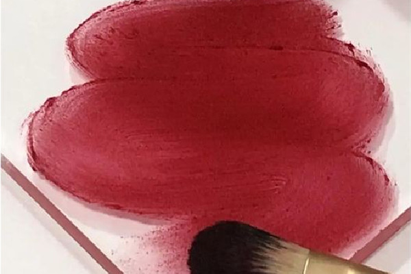 唇泥用什么定妝 唇泥可以保持多長(zhǎng)時(shí)間 唇泥用什么定妝 唇泥可以保持多長(zhǎng)時(shí)間