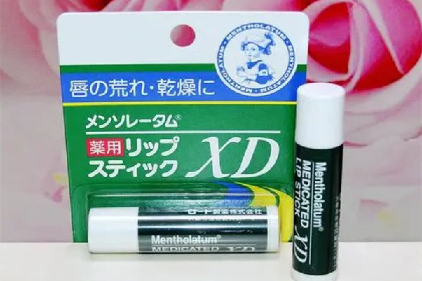 曼秀雷敦唇膏一天涂幾次 曼秀雷敦唇膏涂多了會怎樣 曼秀雷敦唇膏一天涂幾次 曼秀雷敦唇膏涂多了會怎樣