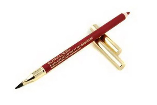 唇線筆的作用有哪些 唇線筆可以化眼線嗎 唇線筆的作用有哪些 唇線筆可以化眼線嗎