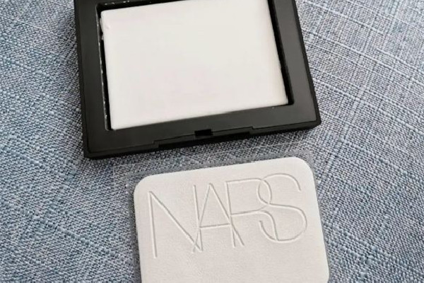 nars大白餅好用嗎 nars大白餅有香味嗎 nars大白餅好用嗎 nars大白餅有香味嗎