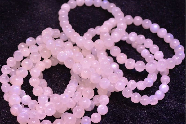 芙蓉石一般多少錢一克 芙蓉石值錢嗎 芙蓉石一般多少錢一克 芙蓉石值錢嗎