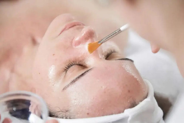 菱角湖漾一醫(yī)學美容·皮膚科刷酸后皮膚感覺怎么樣 刷酸可以天天刷嗎