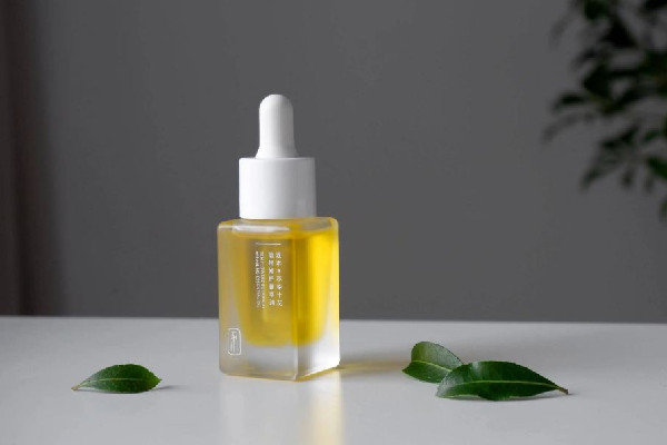 逐本精華油適合敏感嗎 逐本卸精華油成分 逐本精華油適合敏感嗎 逐本卸精華油成分