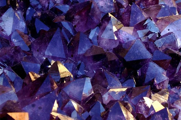 紫水晶招財(cái)嗎 紫水晶對(duì)事業(yè)有幫助嗎