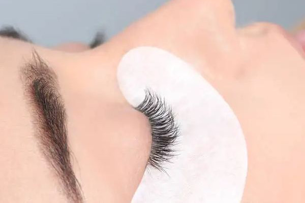 中南路美涵·半永久美睫美膚館做睫毛效果好不好 做睫毛對(duì)眼睛有什么傷害