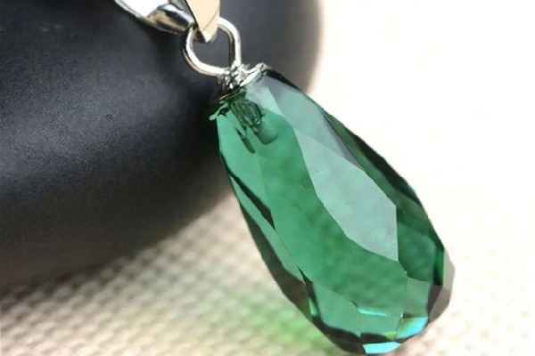 綠水晶價格一般多少 綠水晶有收藏價值嗎 綠水晶價格一般多少 綠水晶有收藏價值嗎