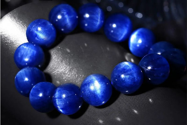 藍(lán)晶石產(chǎn)地哪個(gè)國家 藍(lán)晶石什么樣的好 藍(lán)晶石產(chǎn)地哪個(gè)國家 藍(lán)晶石什么樣的好