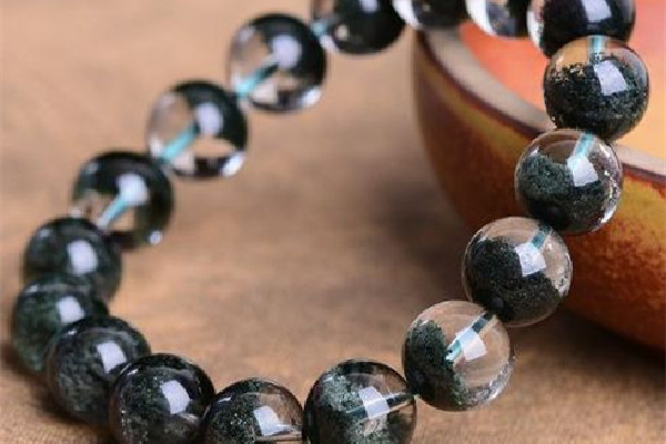 綠幽靈手鏈戴哪只手 綠幽靈手鏈一般多少顆 綠幽靈手鏈戴哪只手 綠幽靈手鏈一般多少顆