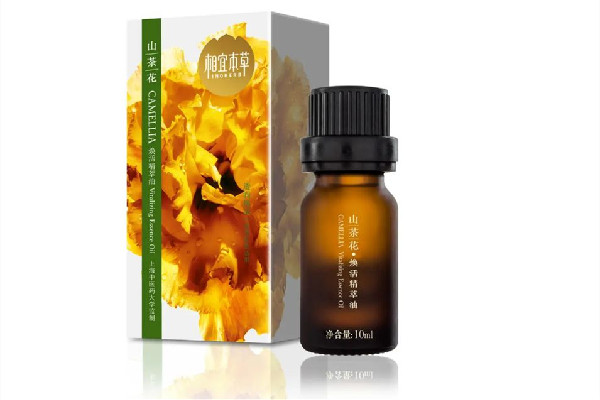 山茶花精油的功效和作用 山茶花精油可以美白嗎 山茶花精油的功效和作用 山茶花精油可以美白嗎