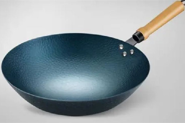 鐵鍋用什么鏟子好 鐵鍋可以用鐵鏟嗎 鐵鍋用什么鏟子好 鐵鍋可以用鐵鏟嗎
