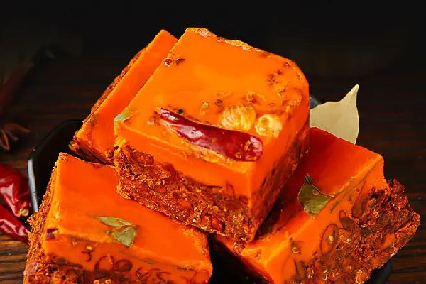 牛油火鍋底料和清油火鍋底料哪個好 牛油火鍋底料和清油火鍋底料的區(qū)別 牛油火鍋底料和清油火鍋底料哪個好 牛油火鍋底料和清油火鍋底料的區(qū)別