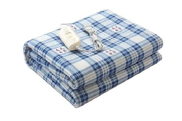 電熱毯用多久要換 電熱毯用時(shí)間長(zhǎng)會(huì)有危險(xiǎn)嗎 電熱毯用多久要換 電熱毯用時(shí)間長(zhǎng)會(huì)有危險(xiǎn)嗎