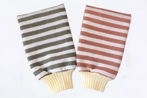 搓澡巾的正確使用方法 搓澡巾可以搓臉嗎 搓澡巾的正確使用方法 搓澡巾可以搓臉嗎