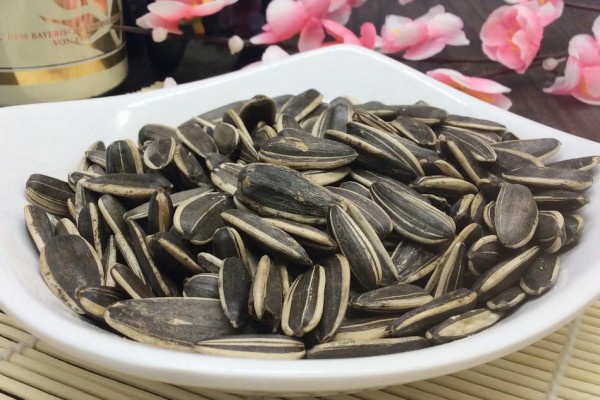 葵瓜子吃多了上火嗎 葵瓜子會導(dǎo)致過敏嗎