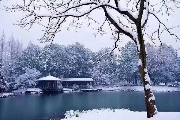 冷空氣發(fā)威上海已見(jiàn)初雪 下雪要注意什么 冷空氣發(fā)威上海已見(jiàn)初雪 下雪要注意什么