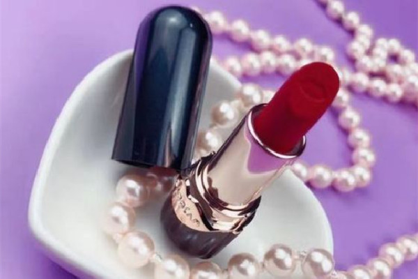 卡姿蘭口紅保質期多久 卡姿蘭口紅適合黃皮的色號 卡姿蘭口紅保質期多久 卡姿蘭口紅適合黃皮的色號