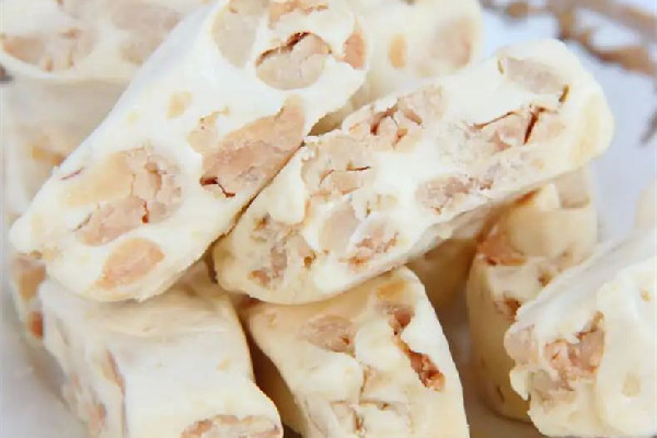 花生糖是哪里的特產 花生糖是什么糖做的