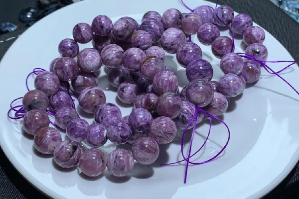 紫龍晶會越戴越紫嗎 紫龍晶戴時間久會變色嗎 紫龍晶會越戴越紫嗎 紫龍晶戴時間久會變色嗎