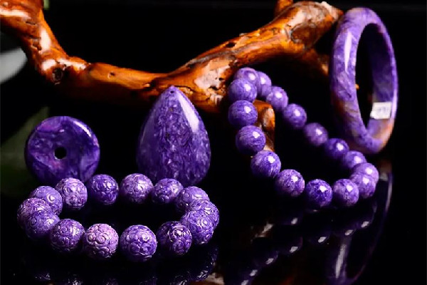 紫龍晶有抗癌的功效嗎 紫龍晶對人體有什么好處 紫龍晶有抗癌的功效嗎 紫龍晶對人體有什么好處