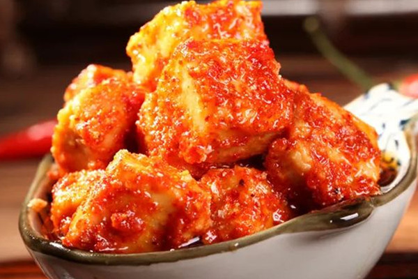 霉豆腐要腌制多少天才可以 霉豆腐腌制時(shí)間短會(huì)怎樣