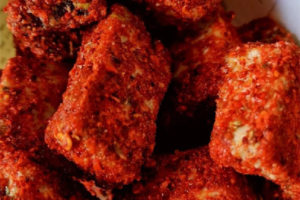 霉豆腐吃起來有點酸怎么辦 霉豆腐壞了是什么味道