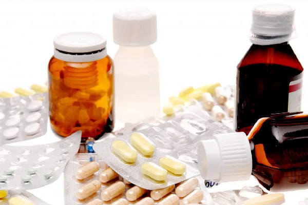 女子混吃7種感冒止咳藥全身長滿膿皰 感冒藥吃過量了有什么后果 女子混吃7種感冒止咳藥全身長滿膿皰 感冒藥吃過量了有什么后果