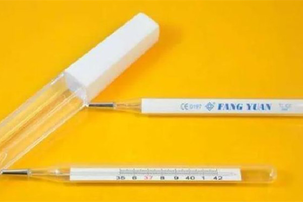 水銀體溫計(jì)怎么看度數(shù) 水銀體溫計(jì)可以用酒精消毒嗎 水銀體溫計(jì)怎么看度數(shù) 水銀體溫計(jì)可以用酒精消毒嗎