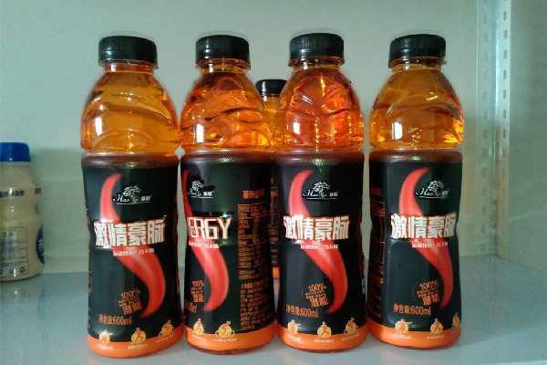 功能飲料可以天天喝嗎 功能飲料喝多了對(duì)身體有什么影響 功能飲料可以天天喝嗎 功能飲料喝多了對(duì)身體有什么影響