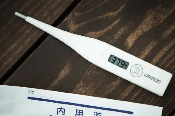 電子溫度和水銀溫度計(jì)哪個(gè)準(zhǔn) 電子溫度計(jì)是不是不準(zhǔn) 電子溫度和水銀溫度計(jì)哪個(gè)準(zhǔn) 電子溫度計(jì)是不是不準(zhǔn)