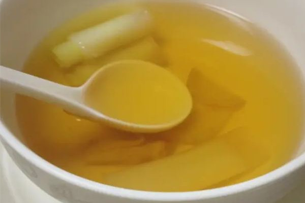 蔥白水可以反復煮嗎 蔥白水要大蔥還是小蔥 蔥白水可以反復煮嗎 蔥白水要大蔥還是小蔥